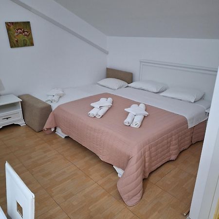 Apartmani P&M ติวัต ภายนอก รูปภาพ